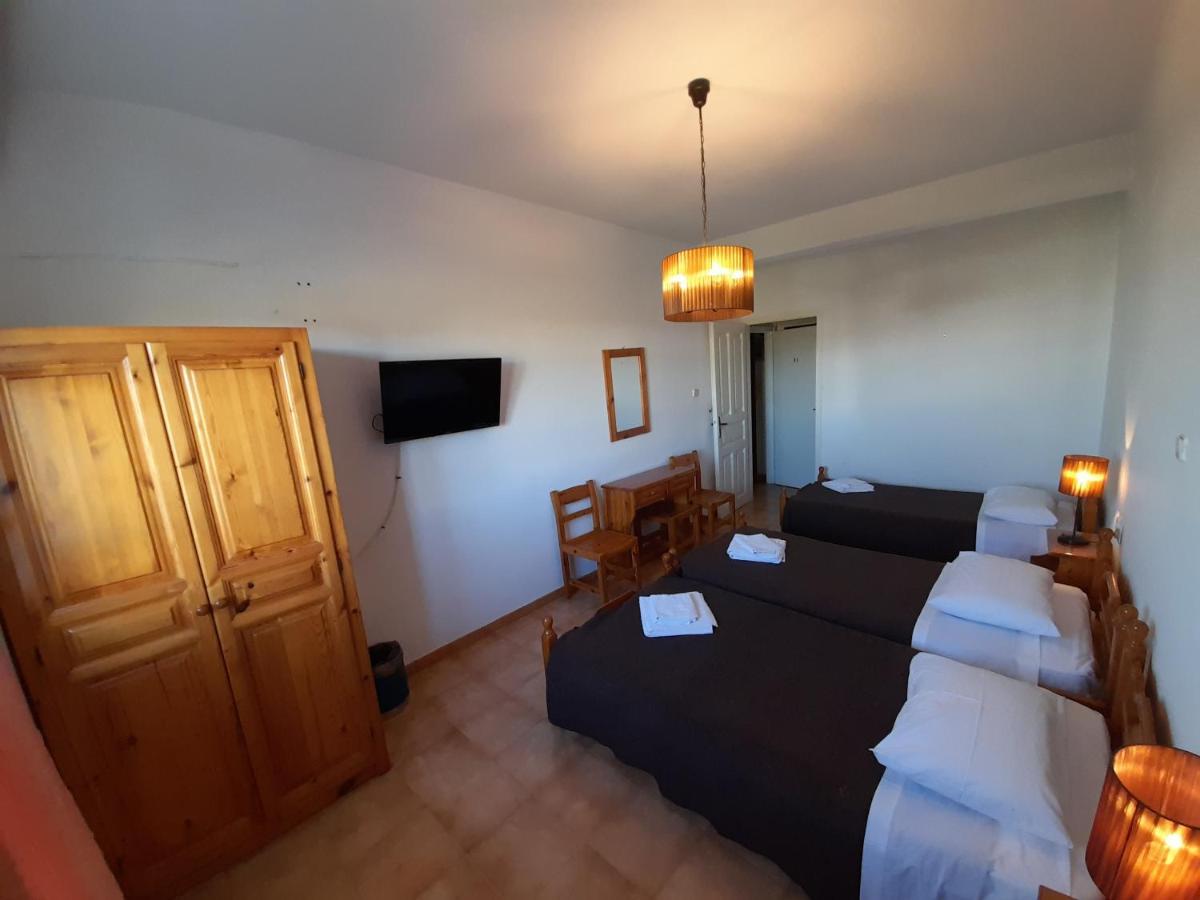 Pension Selenti Tinos Bagian luar foto