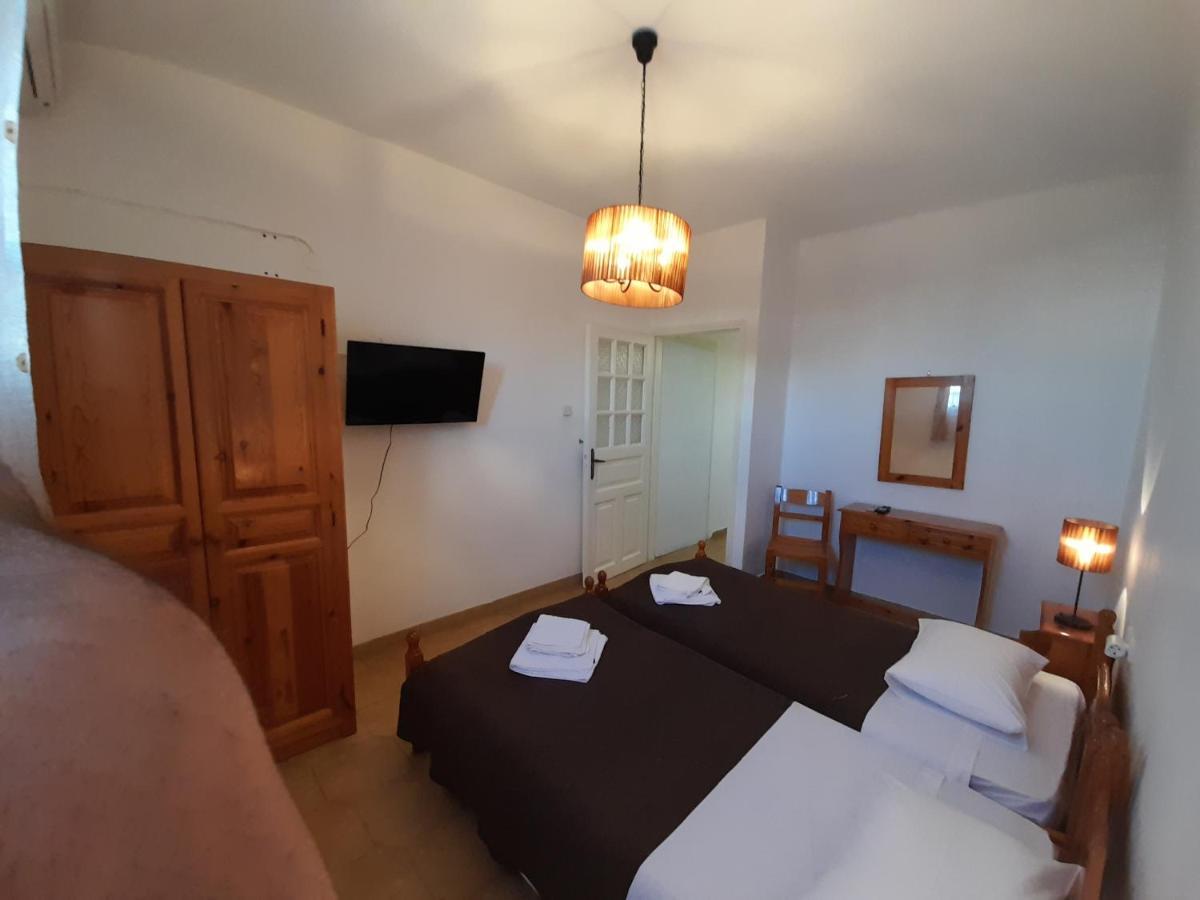 Pension Selenti Tinos Bagian luar foto