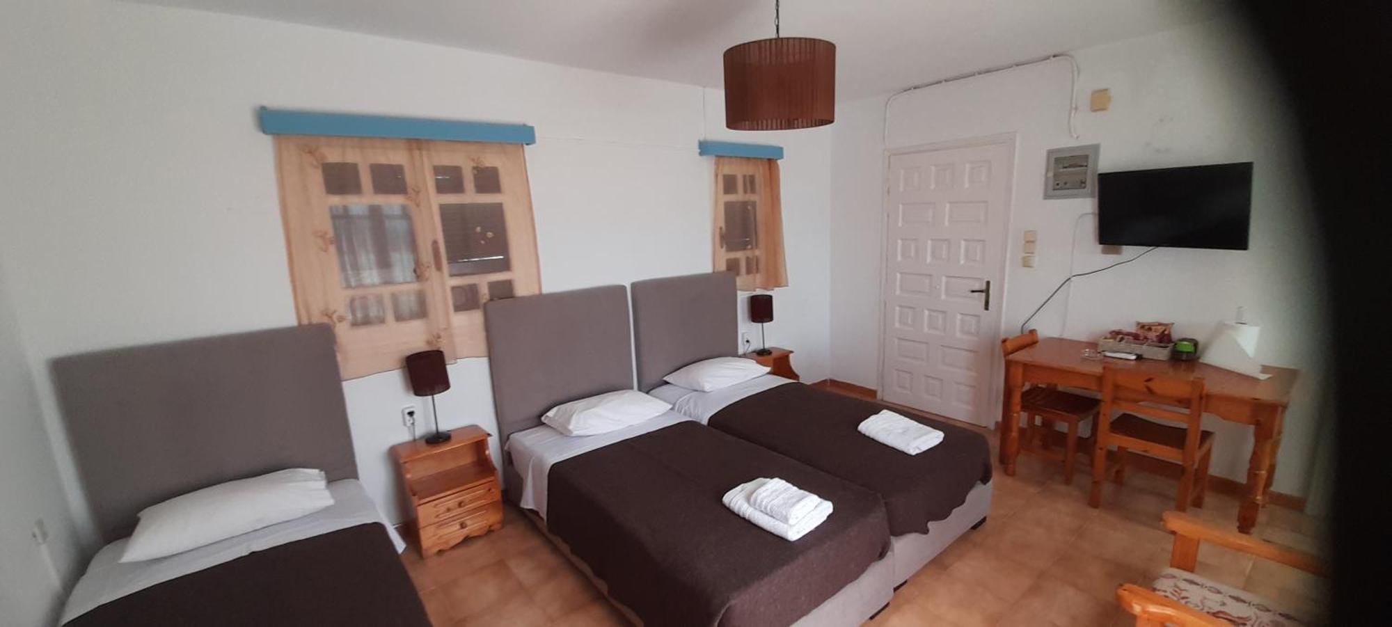 Pension Selenti Tinos Bagian luar foto