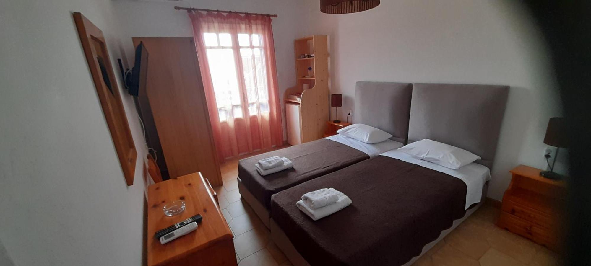 Pension Selenti Tinos Bagian luar foto